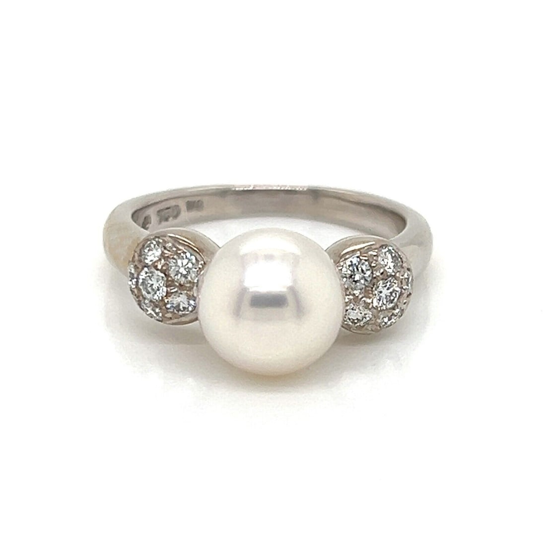 Mikimoto Pearl Cocktail Ring 18k White Gold Diamond Accent Size 4.5: Mikimoto Pearl Cocktail Ring 18k White Gold Diamond Accent Size 4.5 This Mikimoto fine jewelry cocktail ring features an Akoya cultured pearl center accented with natural diamond detailing. Crafted in