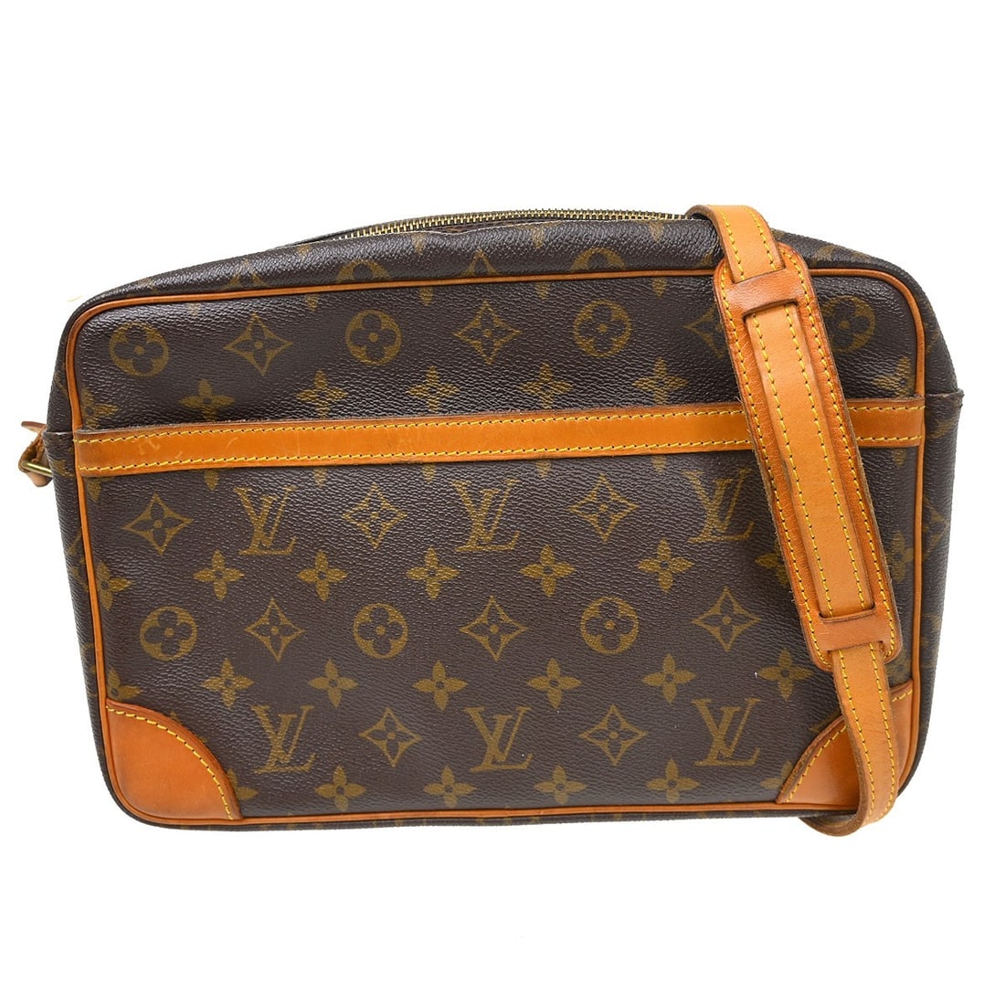 Louis Vuitton Trocadero 27 Monogram Canvas Crossbody Bag M51274: Louis Vuitton Trocadero 27 Monogram Canvas Crossbody Bag M51274 Vintage Louis Vuitton Trocadero 27 crossbody shoulder bag in brown Monogram canvas with leather strap and trim. This unisex bag features