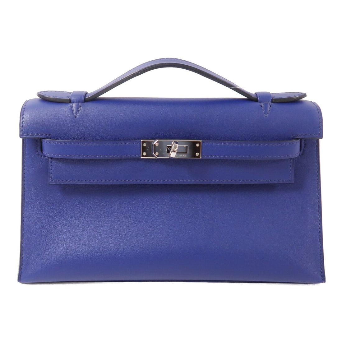 Hermes Kelly Pochette handbag Bleu Saphir Swift calfskin PHW: Hermes Kelly Pochette handbag Bleu Saphir Swift calfskin PHW Hermes Kelly Pochette handbag in Bleu Saphir, made from Vaux Swift leather and calfskin (cowhide). It features a turn lock closure, one ope