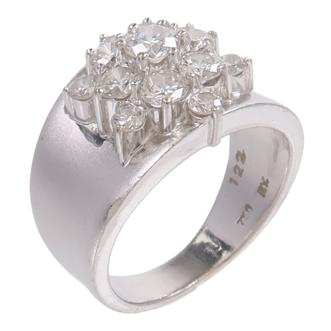 18K White Gold Diamond Ring 1.22ct Size 4.75: 18K White Gold Diamond Ring 1.22ct Size 4.75 Diamond ring in 18K white gold with diamond accents. The ring is US size 4.75 and features a clear color presentation. It is in Very Good condition. Specif