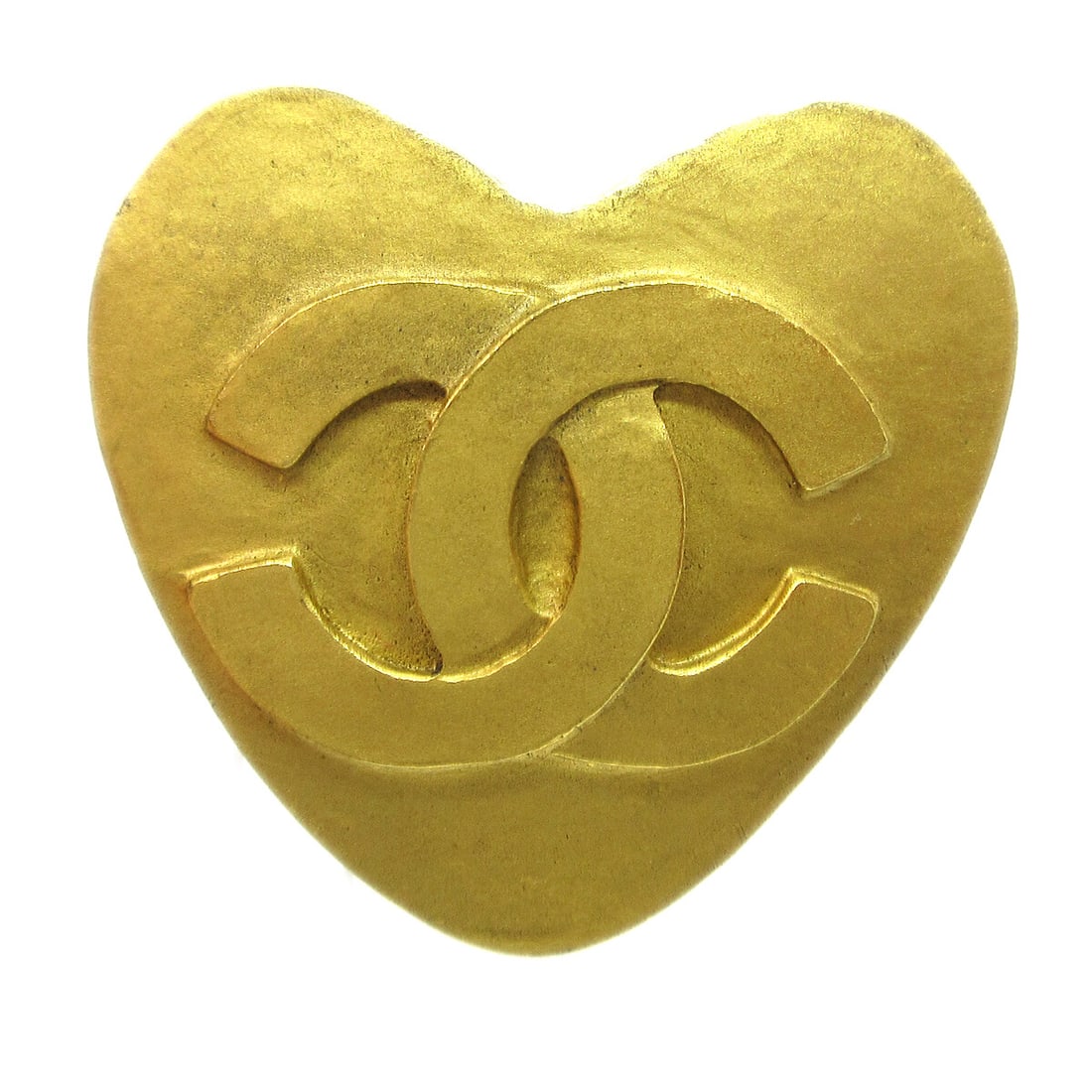 CHANEL 95P Gold Plated Heart CC Logo Brooch: CHANEL 95P Gold Plated Heart CC Logo Brooch Chanel heart motif brooch in gold-plated metal, made in France. The design features the CHANEL CC logos and measures approximately 1.8 in W x 1.9 in H (4.5 