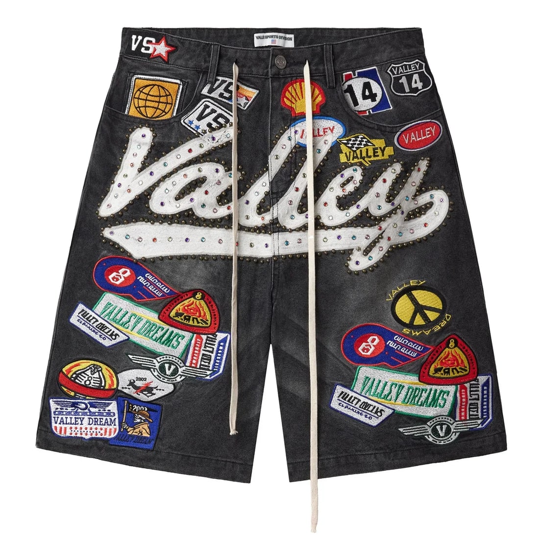 1980s Vale Raw Hem Black Cotton Denim Shorts Size 32: 1980s Vale Raw Hem Black Cotton Denim Shorts Size 32 These Vale 1980s black denim shorts feature a mid-rise fit and a slightly relaxed leg. Made from durable 100% cotton denim, they showcase tradition