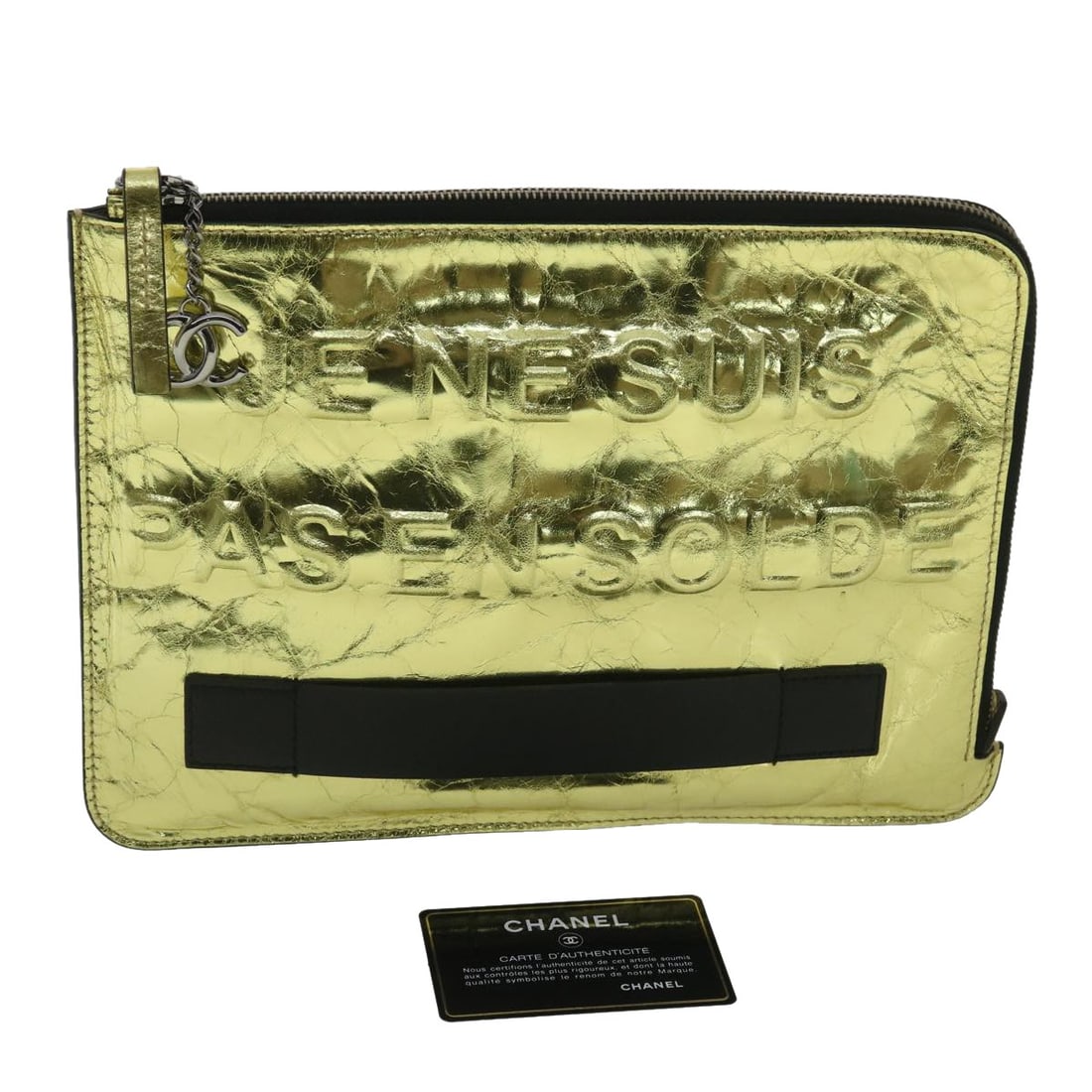 CHANEL A82164 Metallic Gold Leather Clutch Bag with Dust Bag: CHANEL A82164 Metallic Gold Leather Clutch Bag with Dust Bag This CHANEL clutch bag is crafted in gold leather and made in Italy. It comes with a dust bag, item box, and guarantee card. The bag is in 