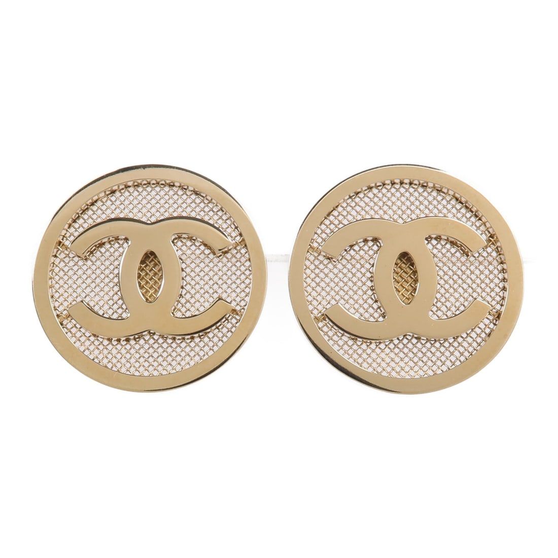 CHANEL CC Gold Tone Metal Earrings: CHANEL CC Gold Tone Metal Earrings CHANEL CC earrings in gold-tone metal. The item is listed in very good AB condition and comes with no accessories. Specifications Brand: CHANEL Item Name: CHANEL CC 