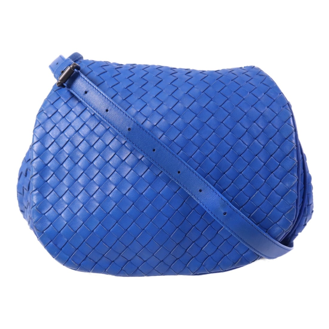 Blue Lambskin Shoulder Bag BOTTEGA VENETA Intrecciato: Blue Lambskin Shoulder Bag BOTTEGA VENETA Intrecciato Bottega Veneta Intrecciato shoulder bag in blue lambskin (sheep leather). This women's regular-size bag is made in Italy and features a flap closu