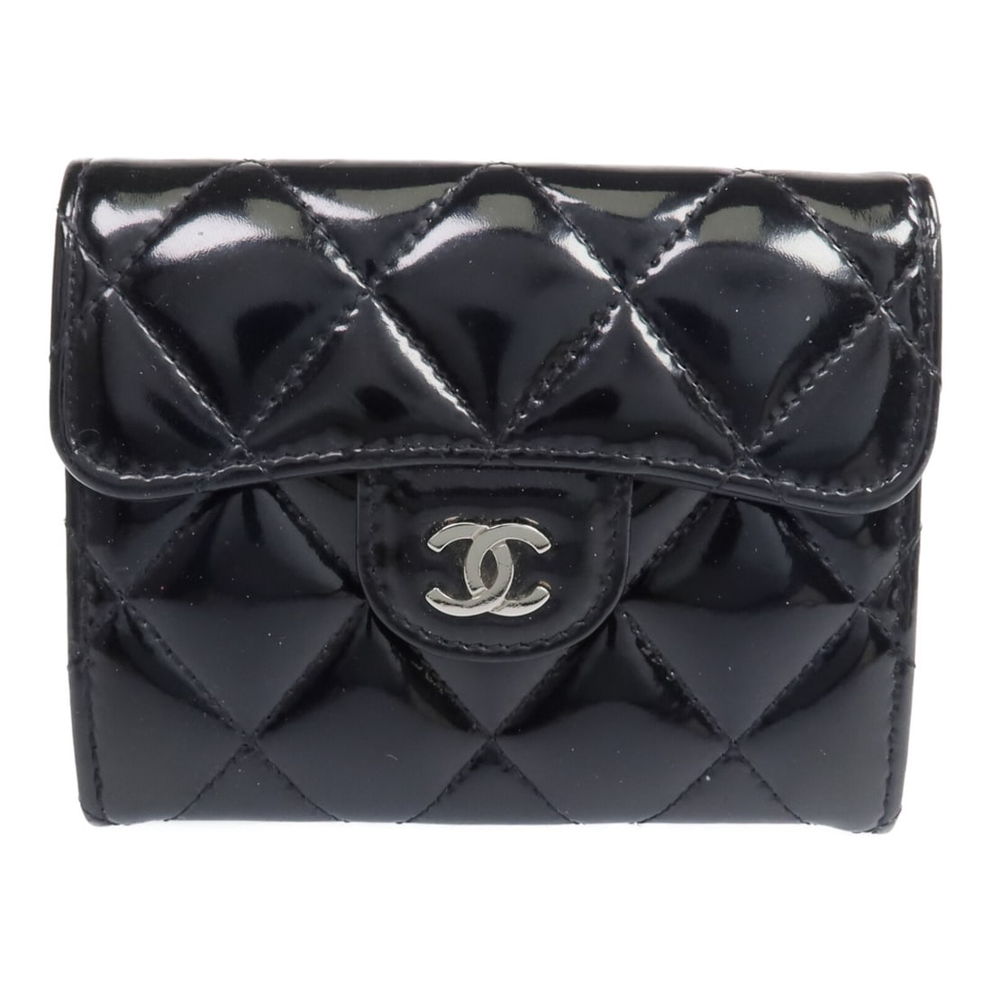 Chanel CC Round Wallet Black Patent Leather Silver Tone Hardware: Chanel CC Round Wallet Black Patent Leather Silver Tone Hardware CHANEL CC SHW Wallet in black patent leather. The wallet features a hook button closure and includes a hologram sticker and guarantee. 