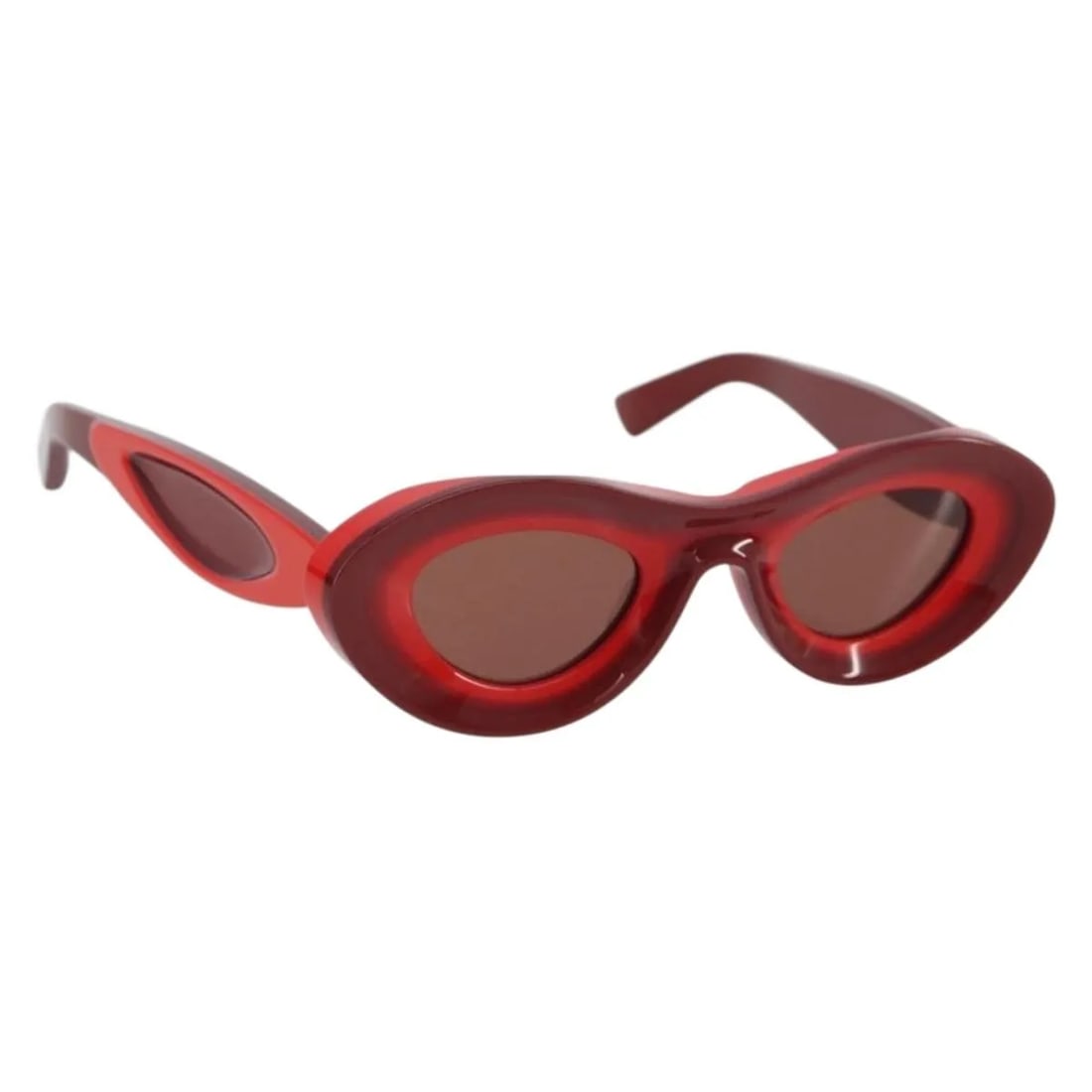 Bottega Veneta Ovale Red Plastic Womens Accessory: Bottega Veneta Ovale Red Plastic Womens Accessory Bottega Veneta Ovale eyeglasses in red plastic, designed for women. Made in Italy, this piece measures 2.6 cm wide, 4.5 cm high, and 14.5 cm long. The