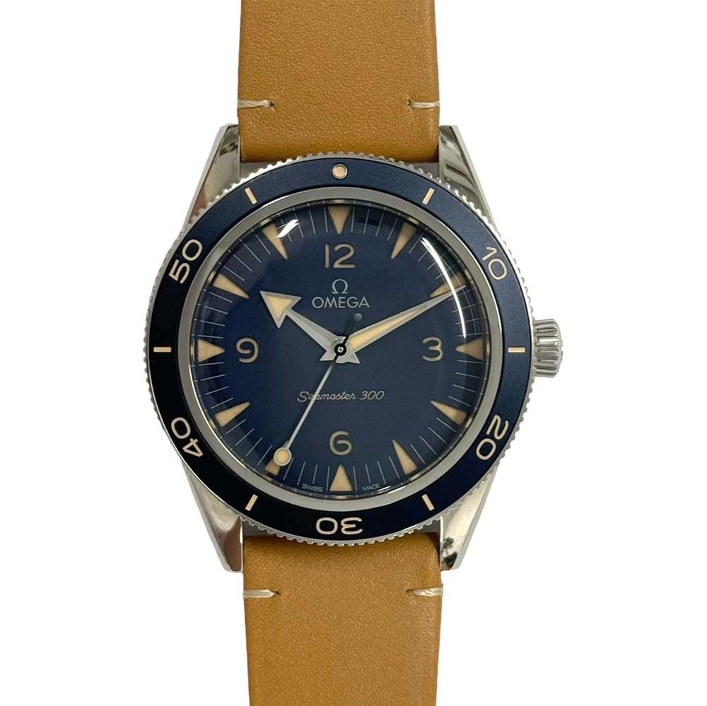 OMEGA Seamaster 300 234.32.41.21.03.001 Blue Dial Mens Wristwatch: OMEGA Seamaster 300 234.32.41.21.03.001 Blue Dial Mens Wristwatch Omega Seamaster 300 men's wristwatch, model 234.32.41.21.03.001, in pre-owned condition. It features an automatic mechanical movement 
