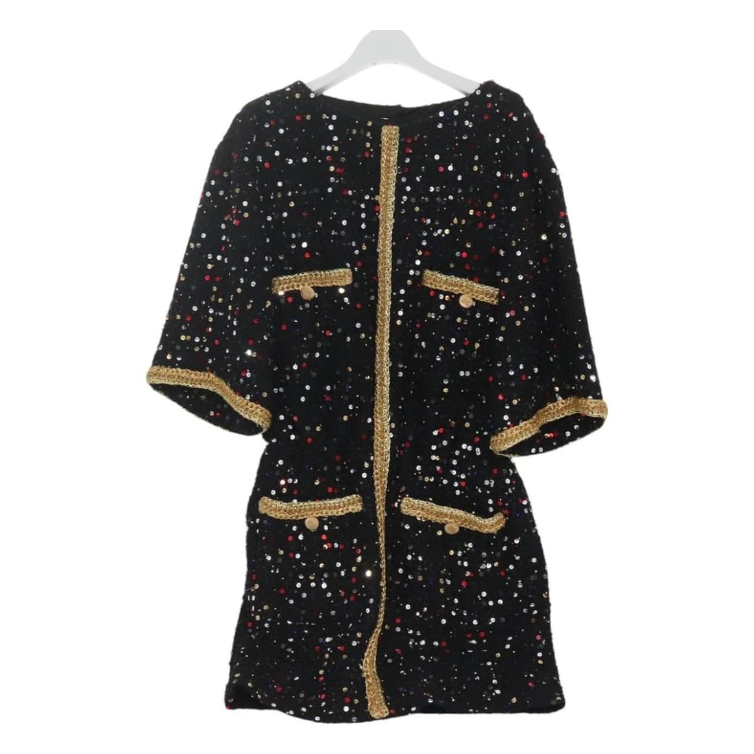 CHANEL Black Leather Womens Shirt Made in France: CHANEL Black Leather Womens Shirt Made in France Authentic CHANEL one-piece shirt in black leather for women. This sample product is made in France and features the CC design reference noted in the ti