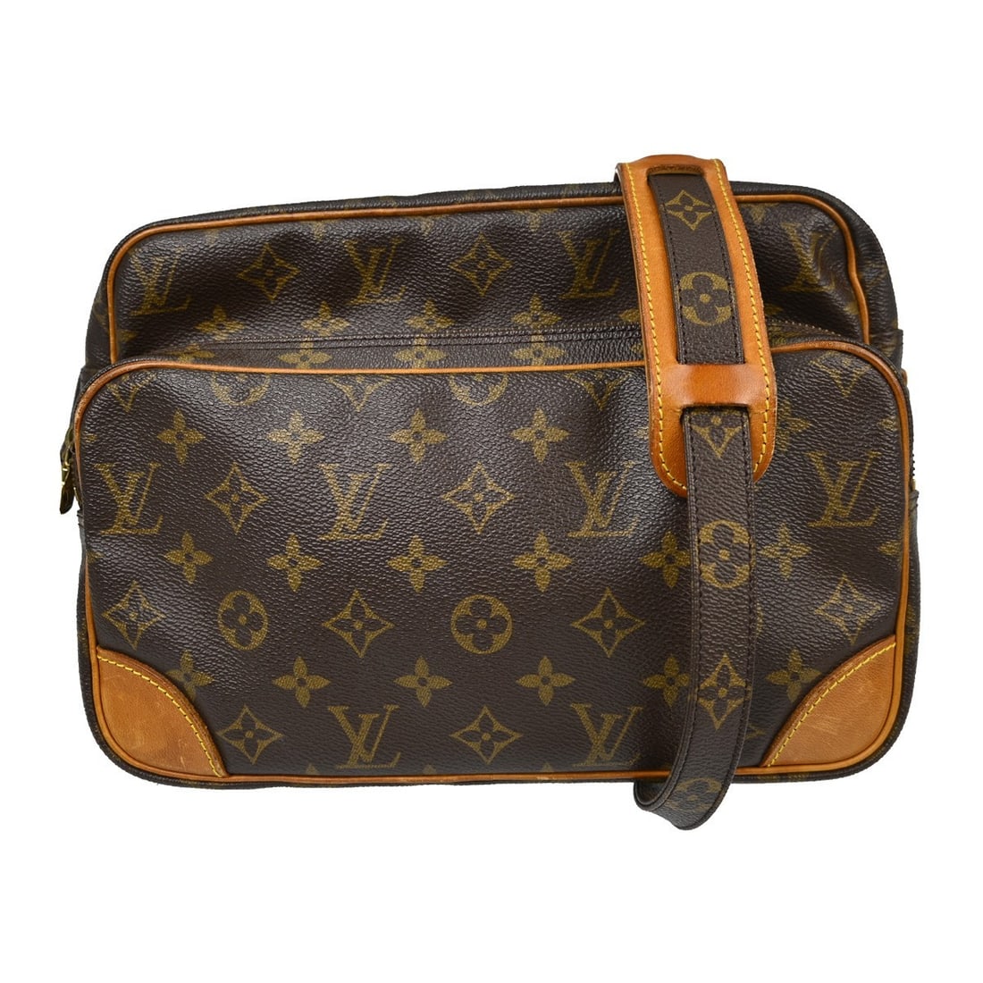 Louis Vuitton Nile Monogram Canvas Crossbody Shoulder Bag M45244: Louis Vuitton Nile Monogram Canvas Crossbody Shoulder Bag M45244 Vintage Louis Vuitton Nile shoulder bag in brown Monogram canvas with leather trim. This medium bag features a zip closure, adjustable 