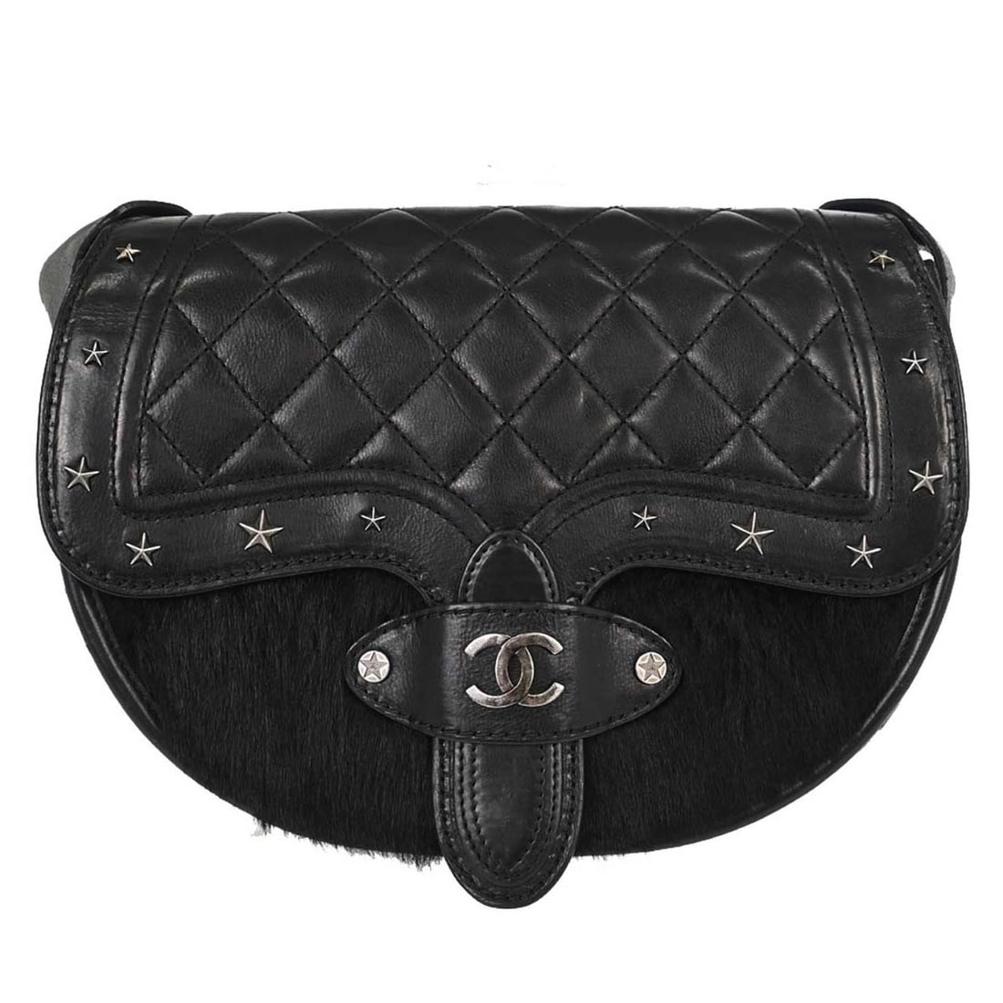 Chanel Paris-Dallas Saddle Shoulder Bag in Black Pony Hair Calfskin: Chanel Paris-Dallas Saddle Shoulder Bag in Black Pony Hair Calfskin Chanel Paris-Dallas saddle shoulder bag in black calfskin and pony hair. This medium shoulder bag features logo accents, inner pocke