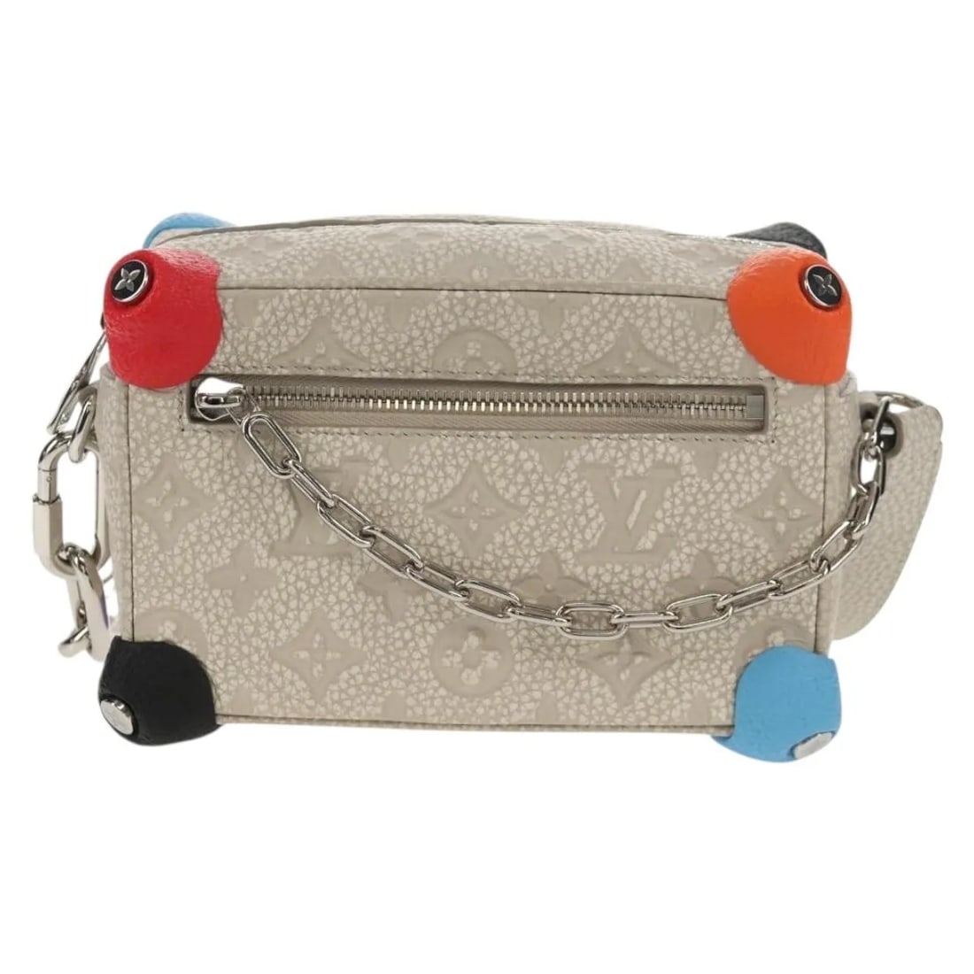 Louis Vuitton Monogram Taurillon Canvas Soft Trunk Bag 18x13x7cm: Louis Vuitton Monogram Taurillon Canvas Soft Trunk Bag 18x13x7cm This Louis Vuitton Soft Trunk Bag features the Taurillon Monogram design crafted in gray canvas. It is a unisex accessory made in Franc
