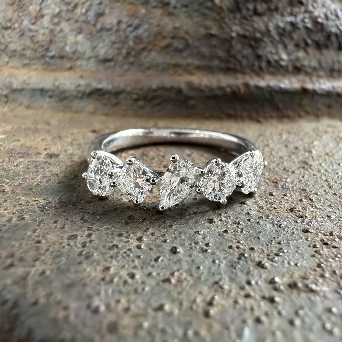 Swarovski Galaxy 14k White Gold Diamond Band Ring Size 6: Swarovski Galaxy 14k White Gold Diamond Band Ring Size 6 This elegant band ring features five lab-grown diamonds in oval, pear, round, and cushion brilliant cuts, set in solid 14k white gold. The diam
