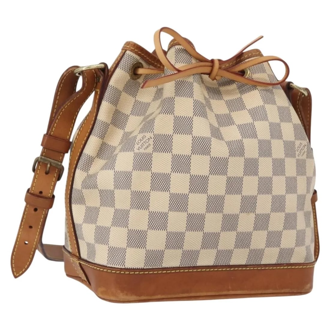 Louis Vuitton Noe canvas shoulder bag beige 24cm x 22cm x 15cm: Louis Vuitton Noe canvas shoulder bag beige 24cm x 22cm x 15cm This Louis Vuitton Noe Handbag features the iconic Damier canvas in a beige colorway. Designed for women, it is crafted from durable canv