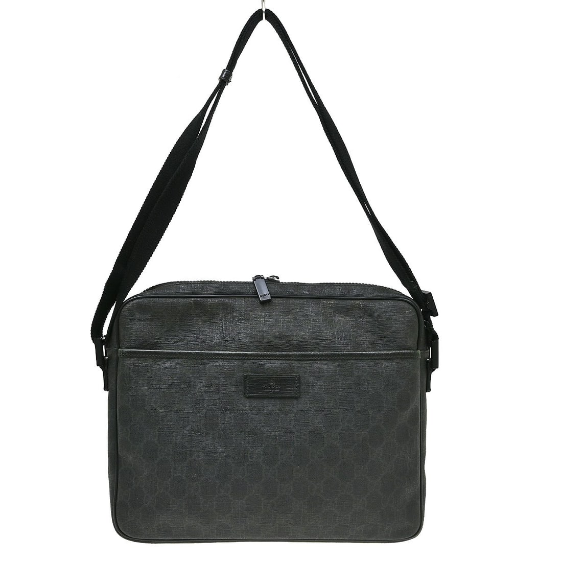 Gucci GG Large Black Shoulder Bag Leather PVC 169933 497927: Gucci GG Large Black Shoulder Bag Leather PVC 169933 497927 Gucci GG shoulder bag in black with a leather, PVC, and canvas exterior. This women's bag features a shoulder strap, an exterior pocket, and