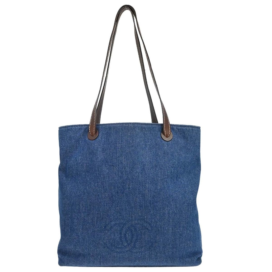 CHANEL Denim Tote Large Blue Handbag with Double Handles: CHANEL Denim Tote Large Blue Handbag with Double Handles Large Chanel tote handbag in blue denim with double handles and a magnetic closure. Made in Italy, this women's bag includes two interior zippe