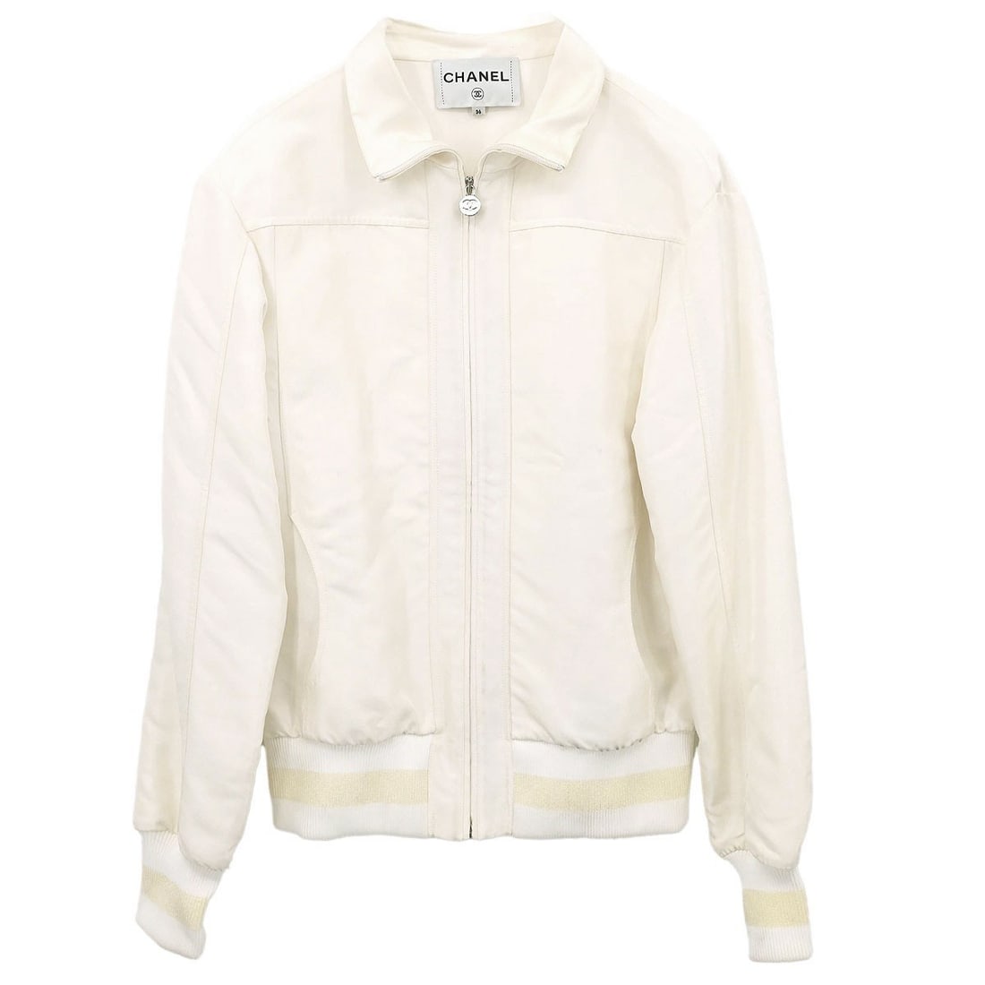 CHANEL P57411V43202 White Silk Rayon Zip Jacket Size 36: CHANEL P57411V43202 White Silk Rayon Zip Jacket Size 36 Vintage Chanel white zip-up jacket in a mid-length silhouette with a regular fit. This women's jacket features a collared design, long sleeves, 