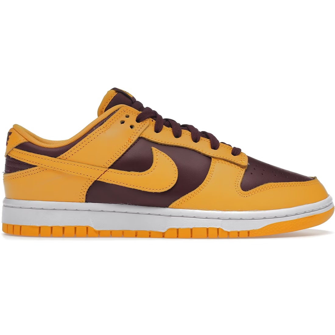 Arizona State Nike Dunk Low Sneakers Size 10.5 M 12 W: Arizona State Nike Dunk Low Sneakers Size 10.5 M 12 W Authentic Nike Dunk Low Arizona State sneakers in un-used and unworn condition. Features a size 10.5 for men and 12 for women. Specifications Mode