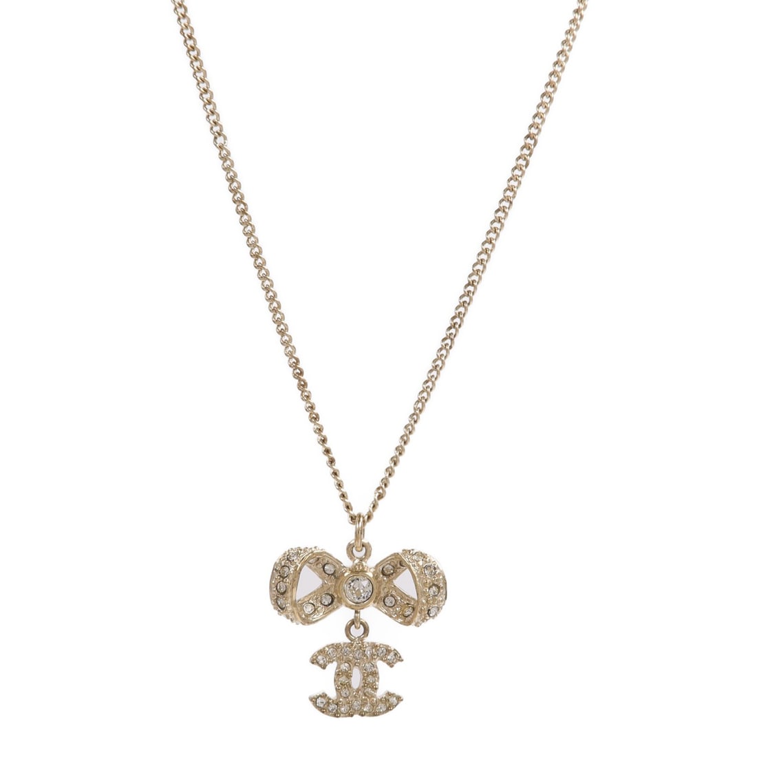 Vintage Chanel CC Necklace Light Gold Metal Crystal: Vintage Chanel CC Necklace Light Gold Metal Crystal Vintage CHANEL CC necklace in metal and crystal with a light gold color finish. The necklace has a neck rotation of 42 cm (16.5 in) and a motif meas