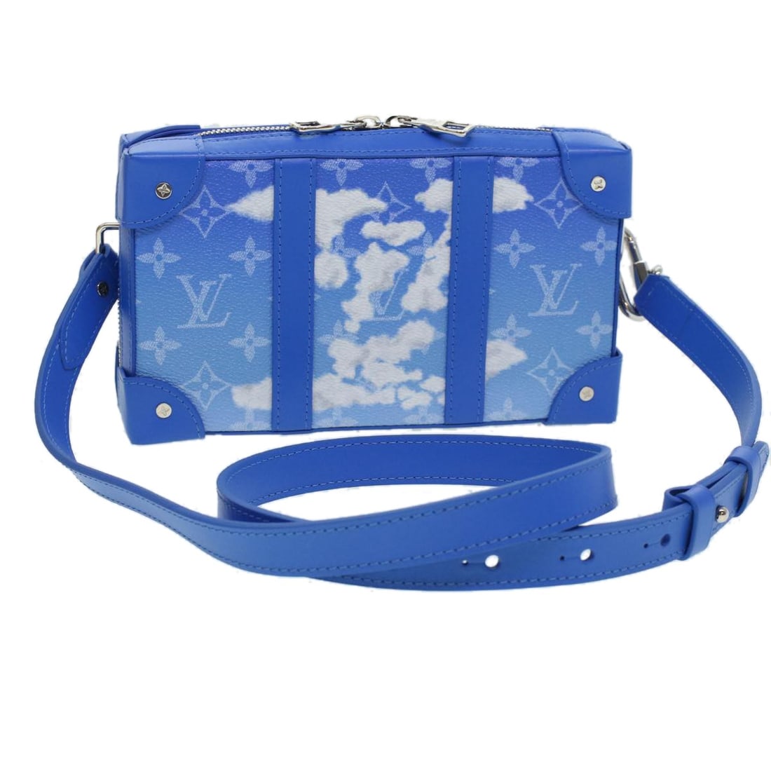 Louis Vuitton M45432 Soft Trunk Wallet Monogram Clouds Shoulder Bag: Louis Vuitton M45432 Soft Trunk Wallet Monogram Clouds Shoulder Bag This Louis Vuitton Monogram Clouds Soft Trunk Wallet is presented as a shoulder bag in light blue and white PVC leather. It comes wi