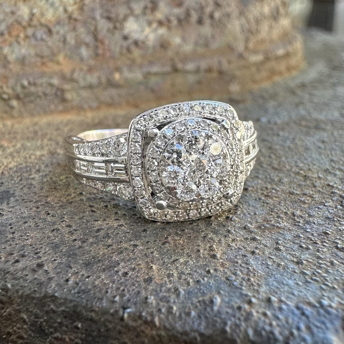 14k White Gold Diamond Cluster Ring Size 6.5: 14k White Gold Diamond Cluster Ring Size 6.5 This 14k white gold engagement ring features a striking cluster design with both baguette and round natural diamonds. The ring has approximately 0.67 carat