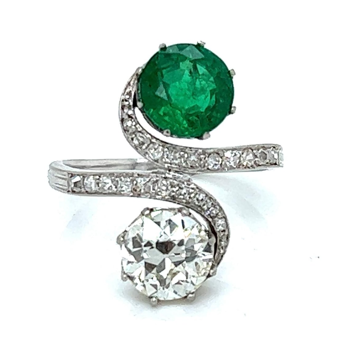 Victorian GIA Certified Diamond Emerald Ring Platinum 18K Gold: Victorian GIA Certified Diamond Emerald Ring Platinum 18K Gold This exquisite Victorian ring showcases a stunning combination of a GIA Certified 1.85 Ct. Old European-cut Diamond and a vibrant 2.26 Ct