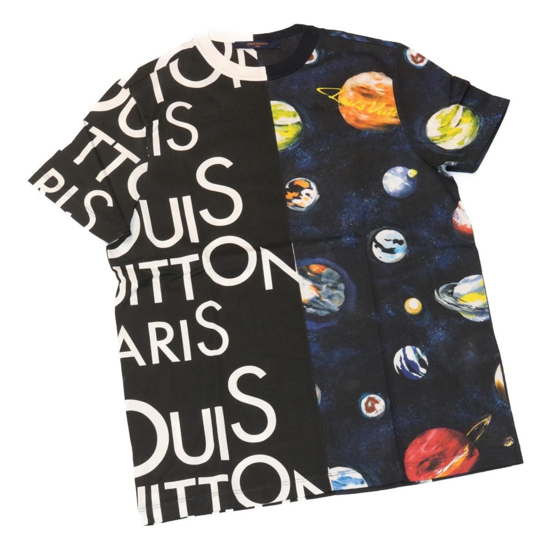 Louis Vuitton HGY13WFMB womens cotton short sleeve tee black XS: Louis Vuitton HGY13WFMB womens cotton short sleeve tee black XS A Louis Vuitton short-sleeved T-shirt in black, made from cotton and intended for women. It is made in Italy and comes with the item box