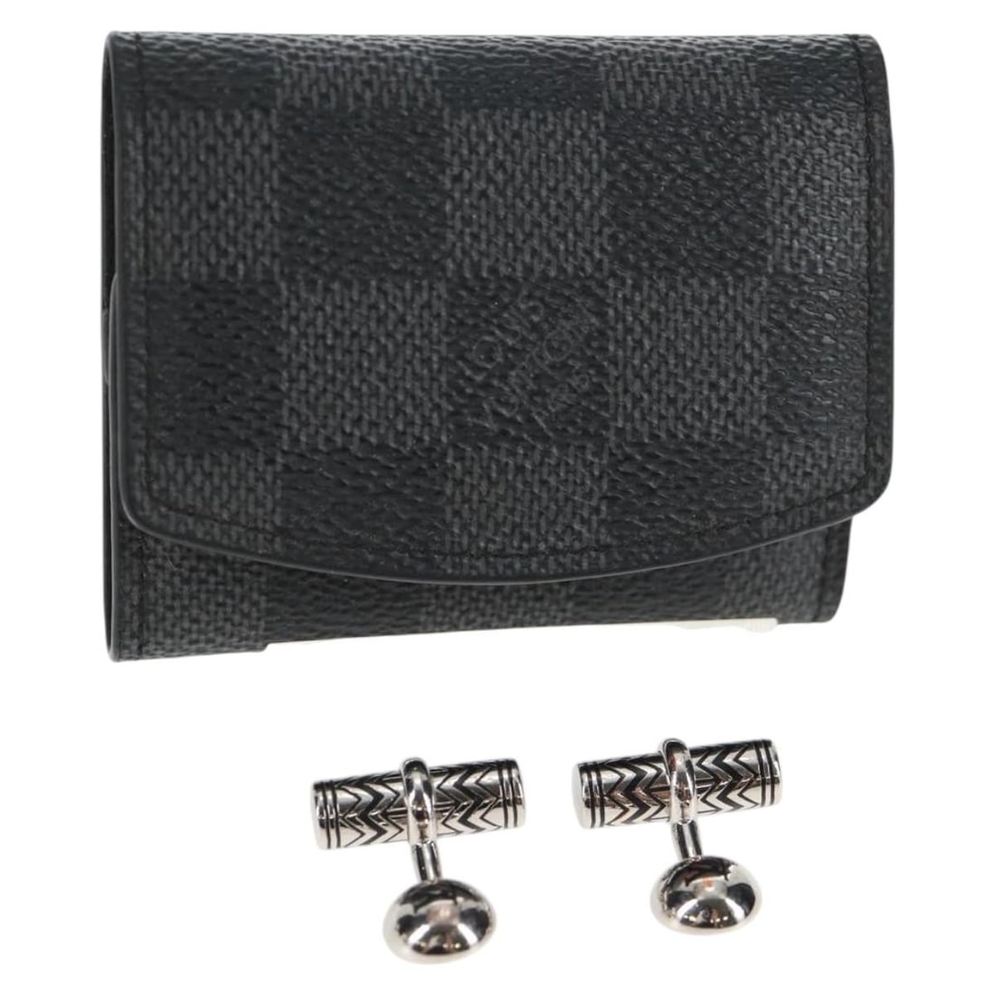 Louis Vuitton Damier Graphite Cuff Case M66948 Authentic Accessory: Louis Vuitton Damier Graphite Cuff Case M66948 Authentic Accessory This exquisite LOUIS VUITTON Damier Graphite Cuff Case is crafted from high-quality Damier Graphite Canvas, showcasing the brand's si