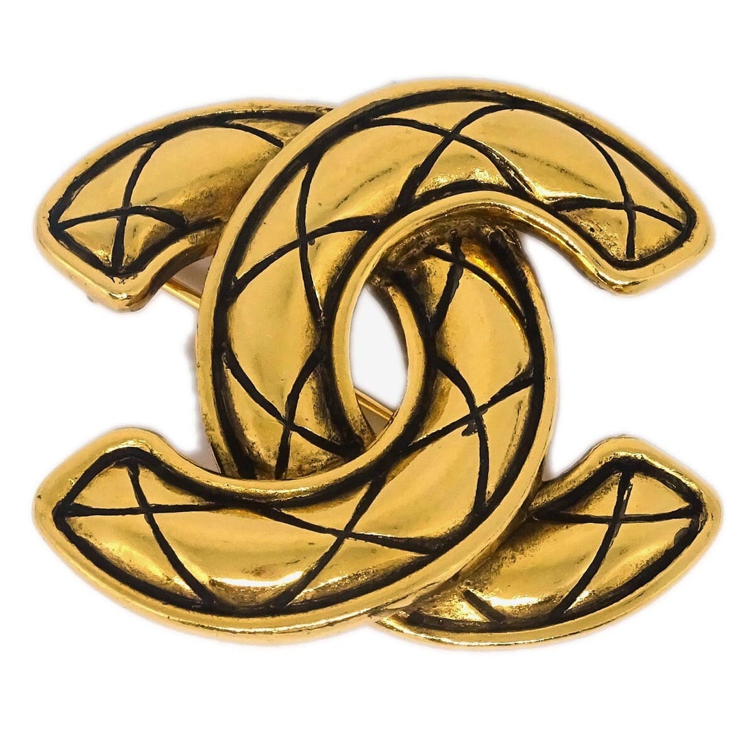 Chanel 1153 Gold Plated Quilted CC Logo Brooch: Chanel 1153 Gold Plated Quilted CC Logo Brooch Gold-plated Chanel brooch pin featuring the quilted interlocking CC logo design. Made in France, this piece has a gold color finish and shows discolorati