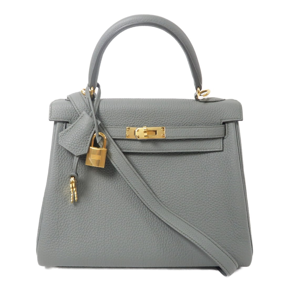 Hermes Kelly 25 Togo Leather 2 Way Bag Vert Amande GHW: Hermes Kelly 25 Togo Leather 2 Way Bag Vert Amande GHW Hermes Kelly 25 2-way shoulder bag in Togo leather with calfskin (cowhide) accents, presented in Vert Amande with gray and Vert Amande details. I