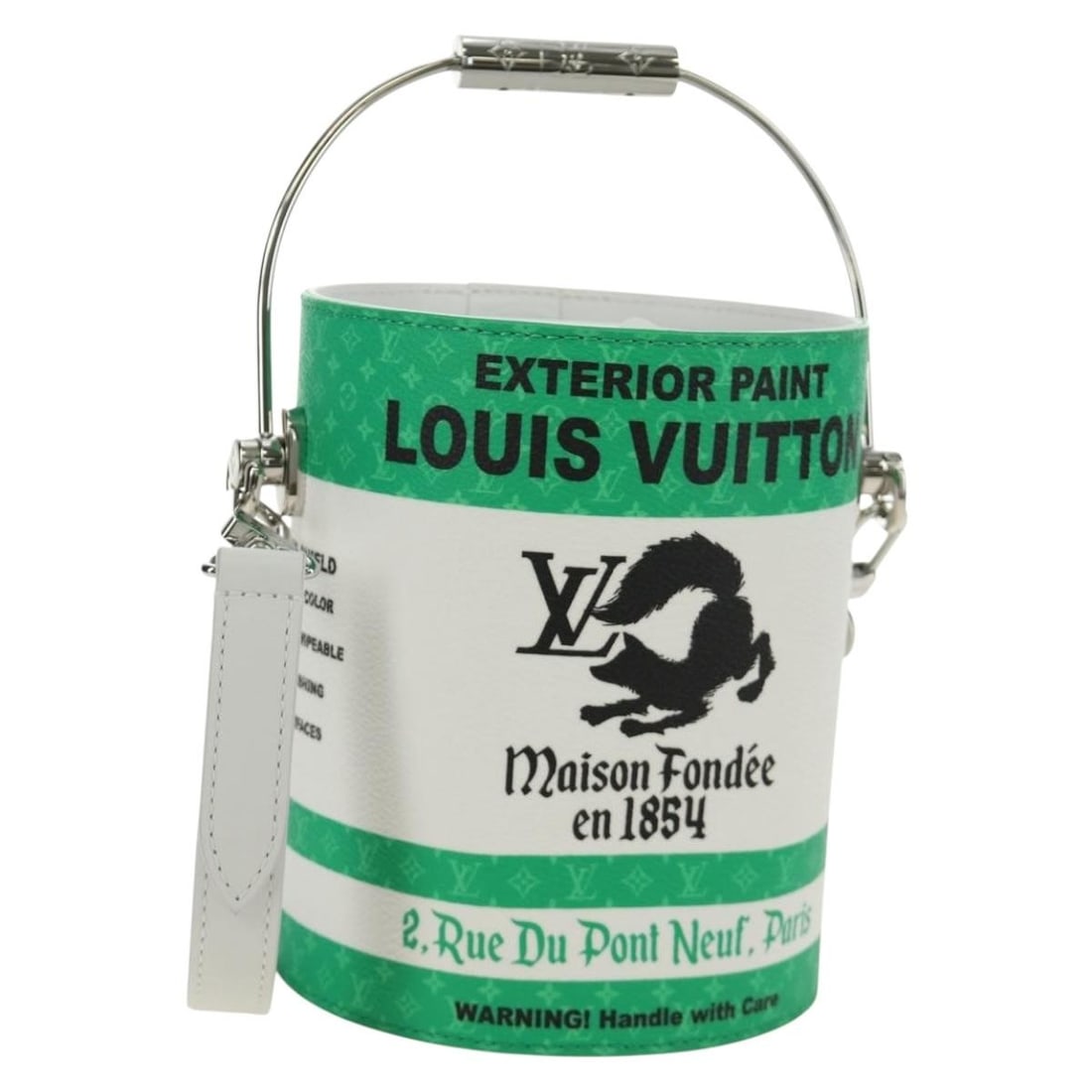 Louis Vuitton M81592 LV Painted Can Green PVC Leather Shoulder Bag: Louis Vuitton M81592 LV Painted Can Green PVC Leather Shoulder Bag Louis Vuitton LV Painted Can shoulder bag in green PVC leather. This women's shoulder bag includes a dust bag and shoulder strap. Con