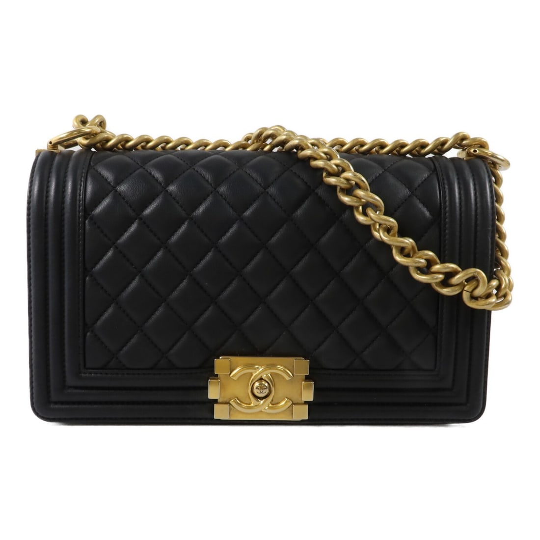 CHANEL Boy 25 A67086 Black Lambskin Chain Shoulder Bag: CHANEL Boy 25 A67086 Black Lambskin Chain Shoulder Bag CHANEL Boy 25 chain shoulder handbag in black lambskin (sheep leather) with silver hardware. It is a shoulder bag in very good AB condition and i