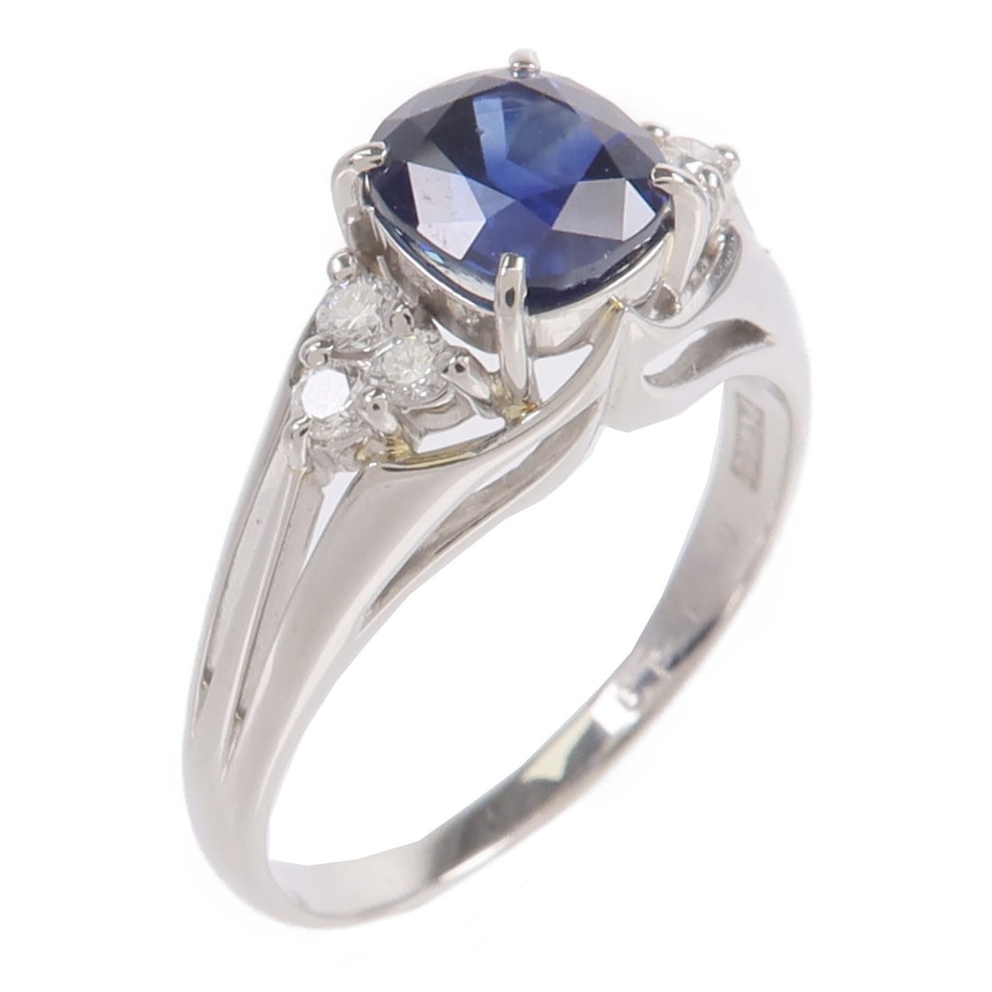 Pt900 Platinum Sapphire Diamond Ring US 5.75 Women: Pt900 Platinum Sapphire Diamond Ring US 5.75 Women A women's ring featuring sapphire and diamond accents, crafted in Pt900 platinum. The ring is size 5.75 and has a blue, clear, and royal blue color p