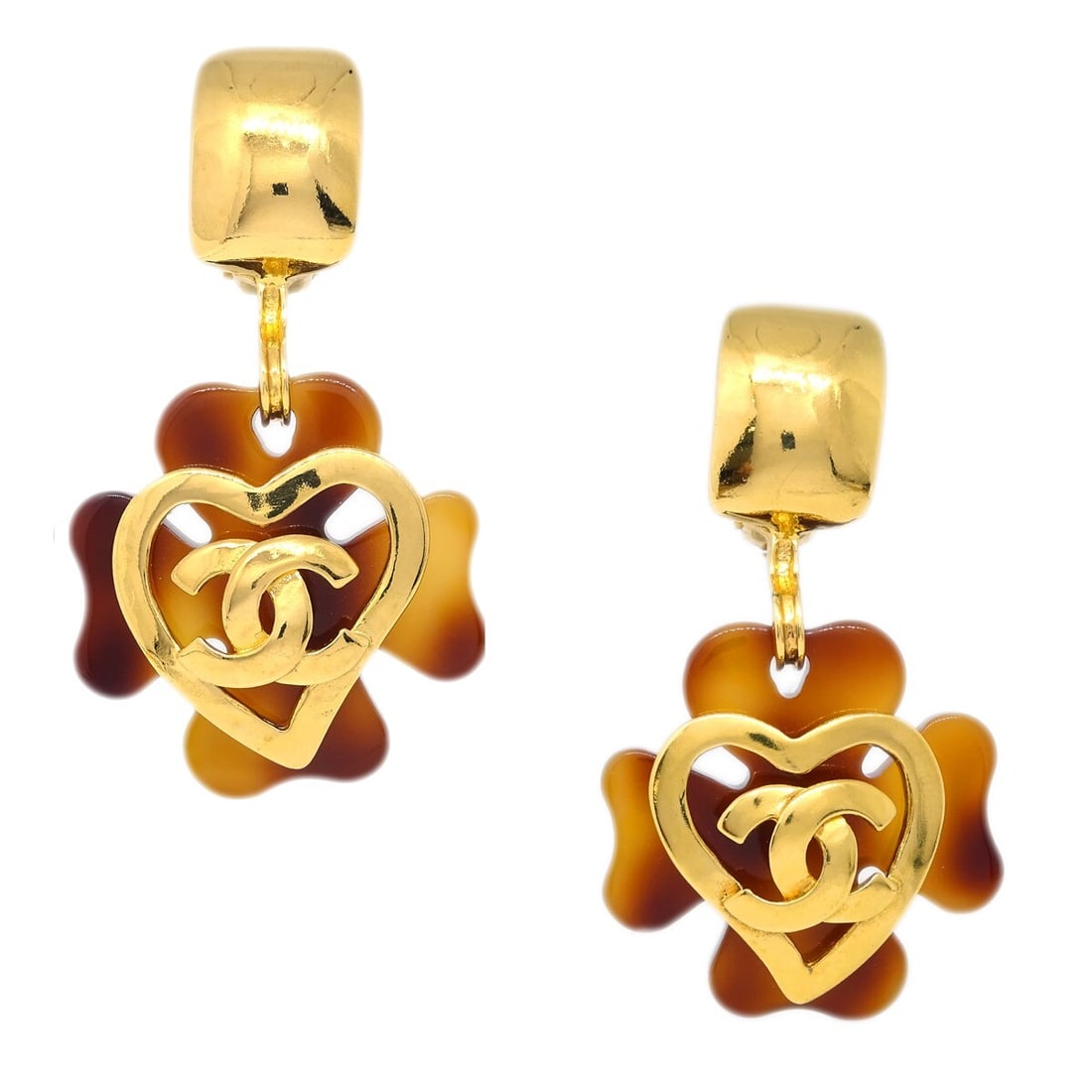 CHANEL 95P Gold Plated Clover Clip On Dangle Earrings: CHANEL 95P Gold Plated Clover Clip On Dangle Earrings Chanel dangle/drop earrings with a clip-on closure, made in France. The earrings are gold-plated with acrylic accents and feature a gold and brown