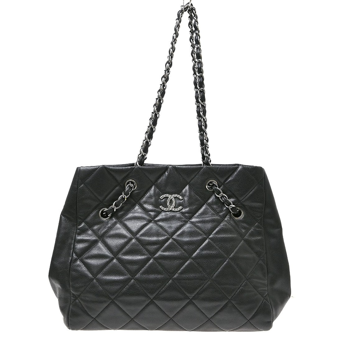 Chanel Caviar Skin Leather Shoulder Tote in Black: Chanel Caviar Skin Leather Shoulder Tote in Black Black shoulder tote bag in caviar skin leather, made in Italy. It features a chain shoulder strap, one inside zipper pocket, and two inside pockets. T