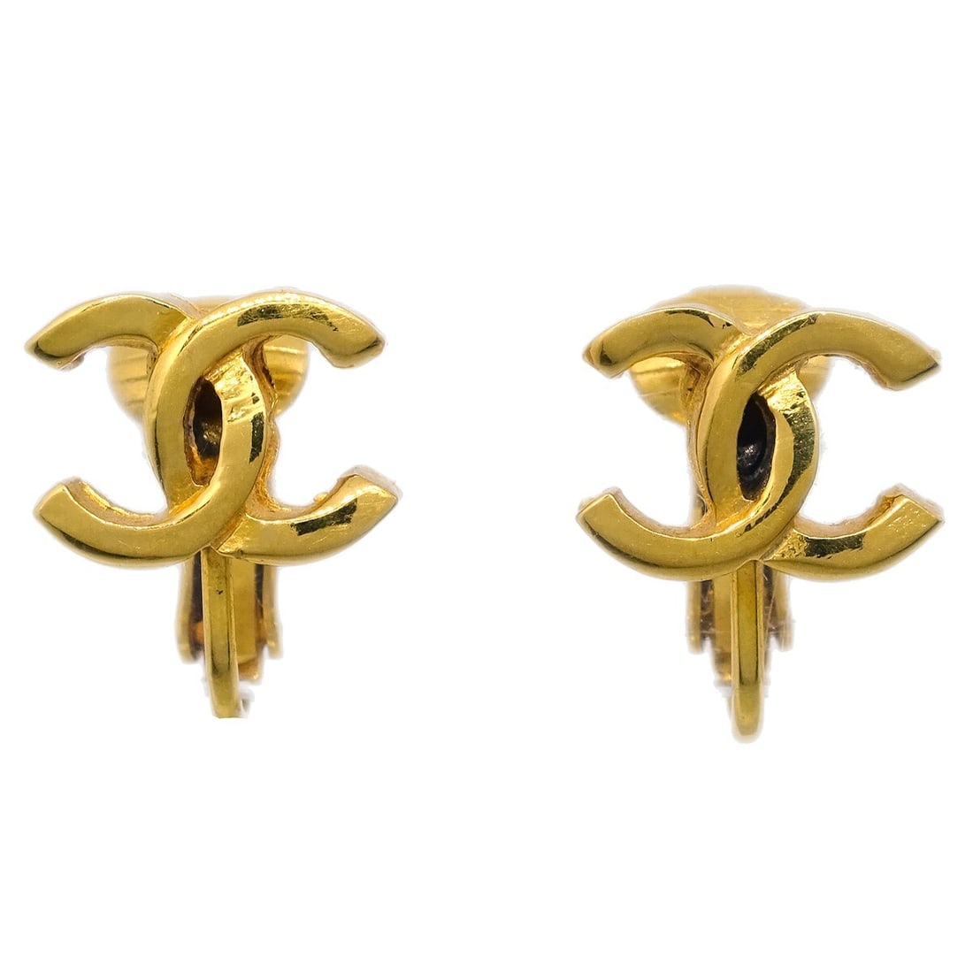 Chanel CC Logo Clip-On Earrings Gold Plated: Chanel CC Logo Clip-On Earrings Gold Plated Pair of Chanel CC logo clip-on earrings in gold-plated metal. These earrings feature the iconic logo design and are presented in very good condition. No acc
