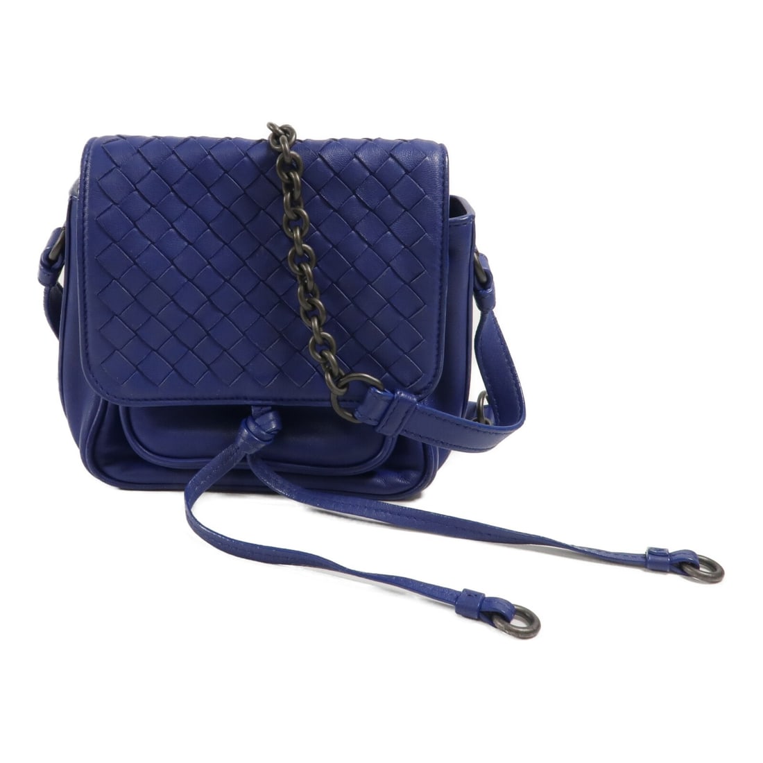 Bottega Veneta New Tie Mini Saddle Bag Blue Lambskin Intrecciato: Bottega Veneta New Tie Mini Saddle Bag Blue Lambskin Intrecciato A BOTTEGA VENETA BV New Tie Intrecciato Mini Saddle Bag in blue lambskin leather. The bag features the Intrecciato design, a magnetic p
