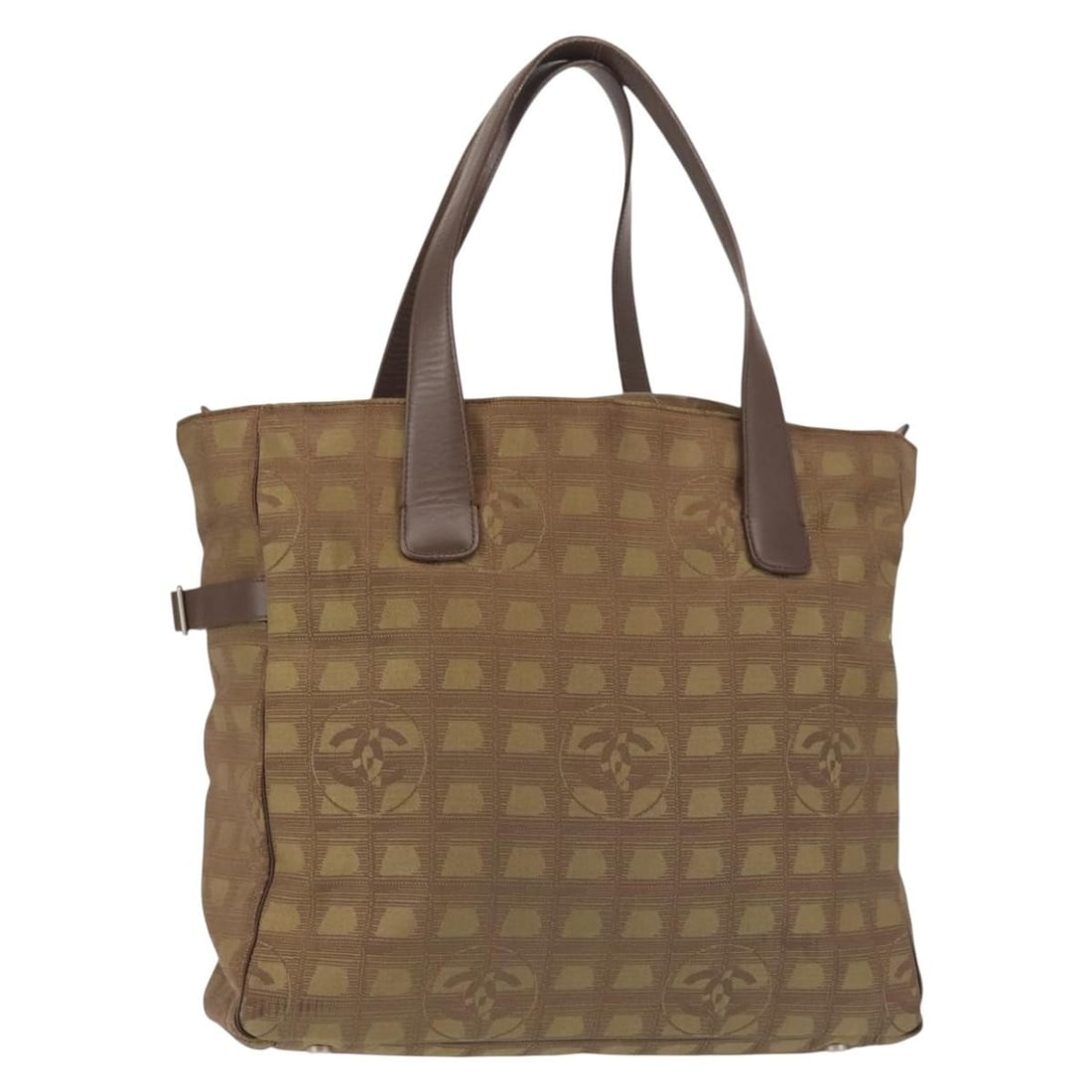 CHANEL Khaki Nylon Travel Tote Bag Authentic Italy 143817: CHANEL Khaki Nylon Travel Tote Bag Authentic Italy 143817 This CHANEL New Travel Line Tote Bag is crafted from durable nylon in a sophisticated khaki color, perfect for stylish on-the-go use. Measurin