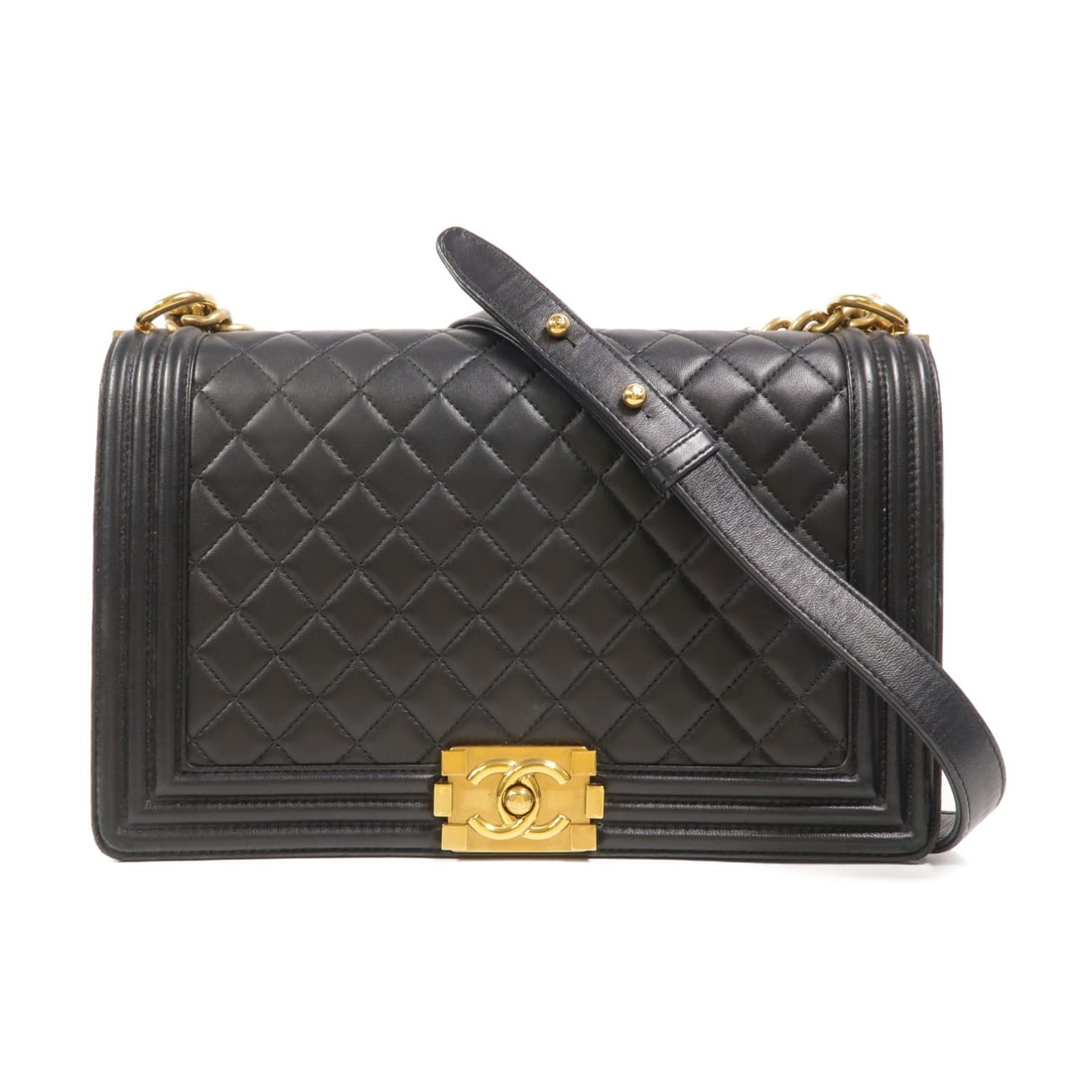 CHANEL Boy 28 Lambskin Chain Shoulder Bag Black A92193: CHANEL Boy 28 Lambskin Chain Shoulder Bag Black A92193 CHANEL Boy 28 chain shoulder bag in black lambskin (sheep leather) with CC GHW detailing. It features a shoulder strap with an adjustable drop an
