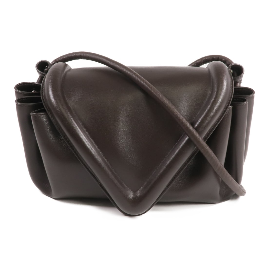 Bottega Veneta BV brown lambskin shoulder bag for women: Bottega Veneta BV brown lambskin shoulder bag for women A Bottega Veneta women's shoulder bag crafted in lambskin (sheep leather) with a brown exterior and brown frame color. It features a magnetic po