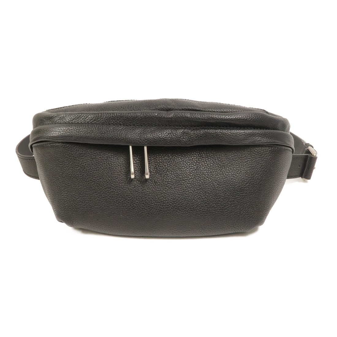 Gucci 768111 GG Logo Waist Bag Black Calfskin Leather: Gucci 768111 GG Logo Waist Bag Black Calfskin Leather A black belt bag/waist bag with GG logo and silver-tone hardware, made from calfskin (cowhide). It includes a fastener pocket and comes with a sto