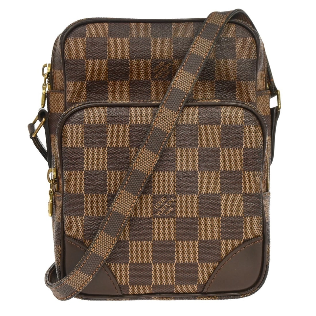 Louis Vuitton Amazon Damier Crossbody Bag Brown N48074 TH0046: Louis Vuitton Amazon Damier Crossbody Bag Brown N48074 TH0046 Vintage Louis Vuitton Amazon crossbody shoulder bag in Damier canvas and leather. This medium bag features a zip closure, brown leather cr