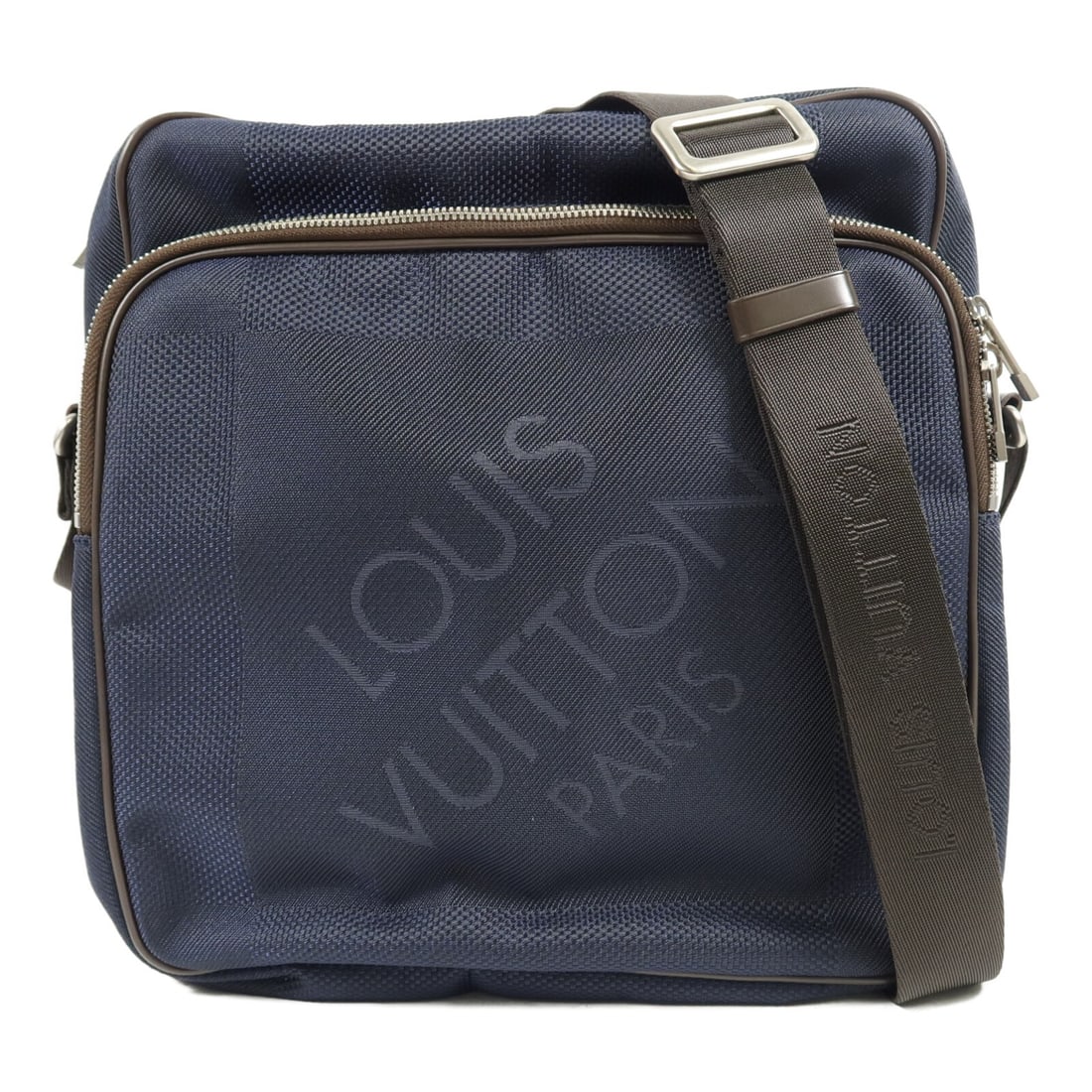 Louis Vuitton N41159 Pilot Shoulder Bag Blue Damier Geant: Louis Vuitton N41159 Pilot Shoulder Bag Blue Damier Geant Louis Vuitton LV SHW Pilot Shoulder Bag in Damier Geant Blue, model N41159. It features a blue-on-blue colorway, a shoulder strap, and a pract