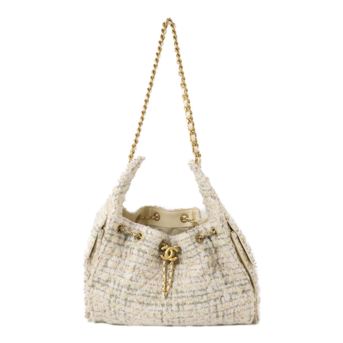 CHANEL AS5293 White Tweed CC Chain Hobo Shoulder Bag: CHANEL AS5293 White Tweed CC Chain Hobo Shoulder Bag CHANEL CC GHW Hobo Chain Shoulder Bag AS5293 in white tweed. This women's shoulder bag is made in France, with country of origin listed as Italy. I
