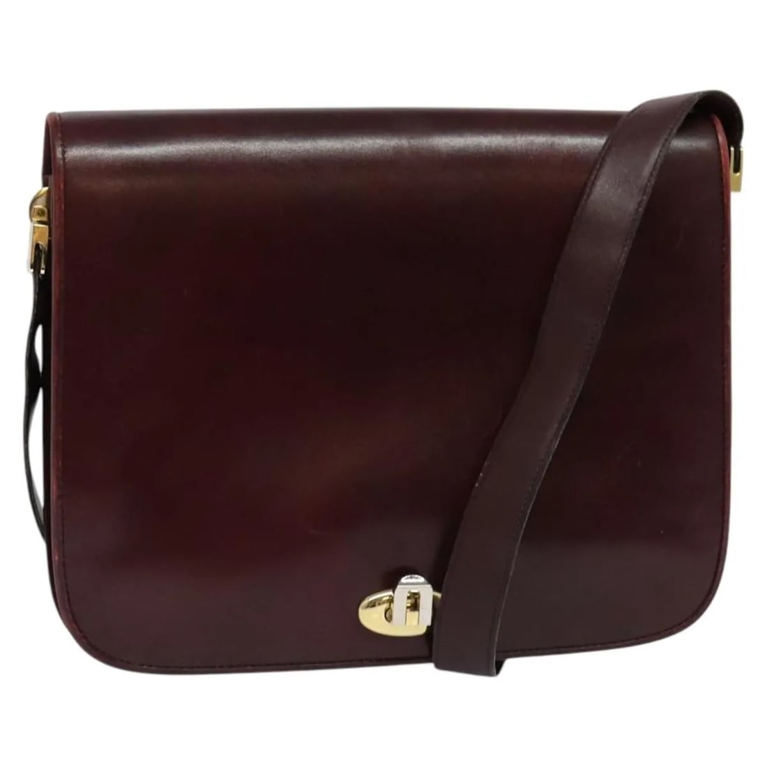 Bally Vintage Shoulder Bag Burgundy Leather Italy: Bally Vintage Shoulder Bag Burgundy Leather Italy This Bally vintage shoulder bag is crafted from burgundy leather and designed for women. Made in Italy, it features a classic silhouette with a should