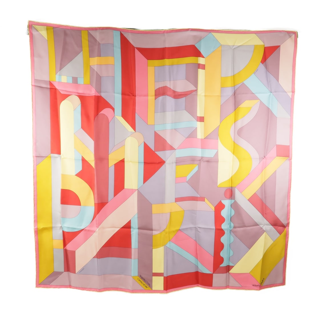 Pink Silk Scarf 90 x 90 cm HERMES France: Pink Silk Scarf 90 x 90 cm HERMES France Pink silk scarf for women with a regular size type. It measures 90 cm x 90 cm (35.4 in x 35.4 in) and was manufactured in France. Condition: AB, very good. Acc