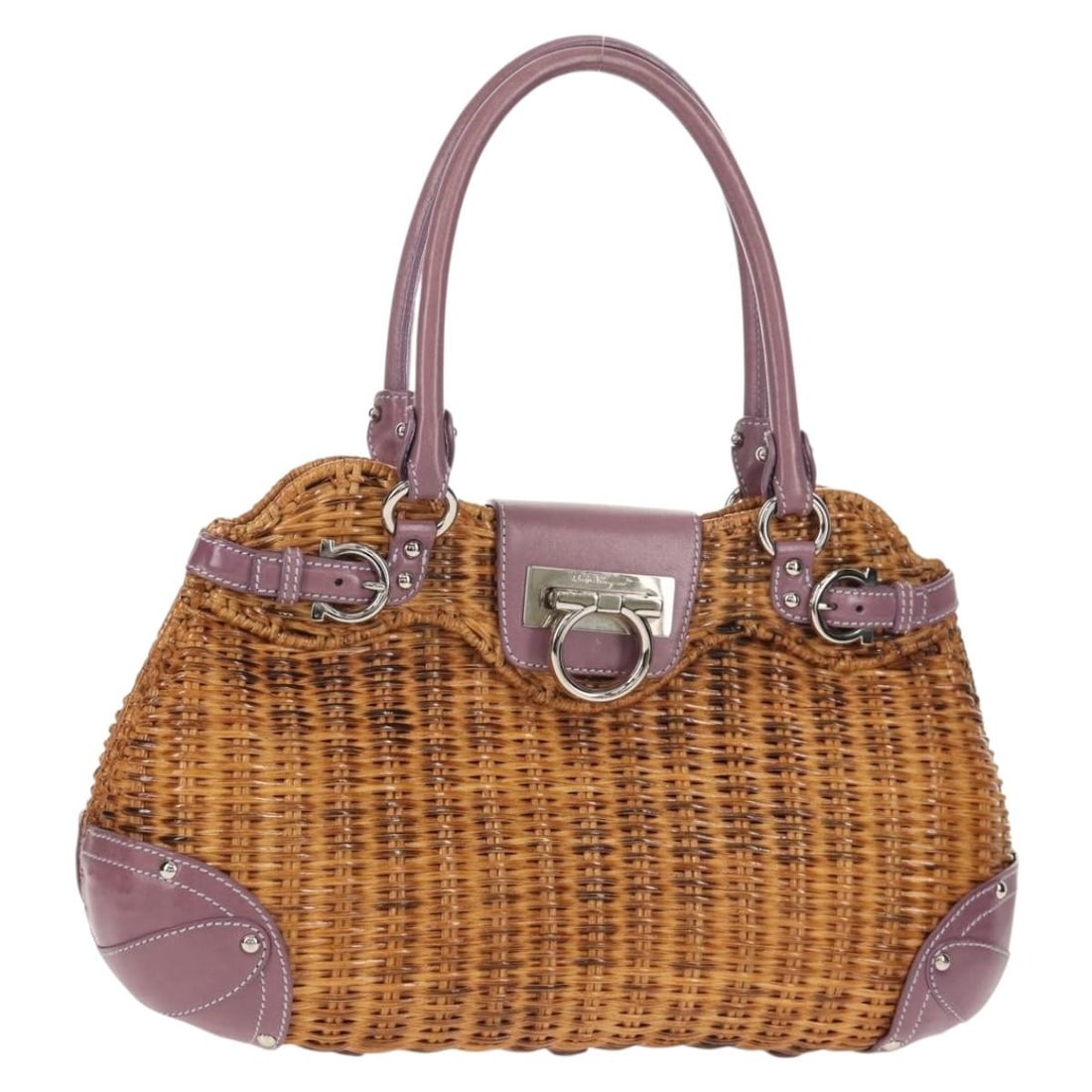 Salvatore Ferragamo Gancini beige leather handbag with dust bag: Salvatore Ferragamo Gancini beige leather handbag with dust bag Salvatore Ferragamo Gancini hand bag in beige and silver with leather construction. It comes with a dust bag and was made in Italy. The 