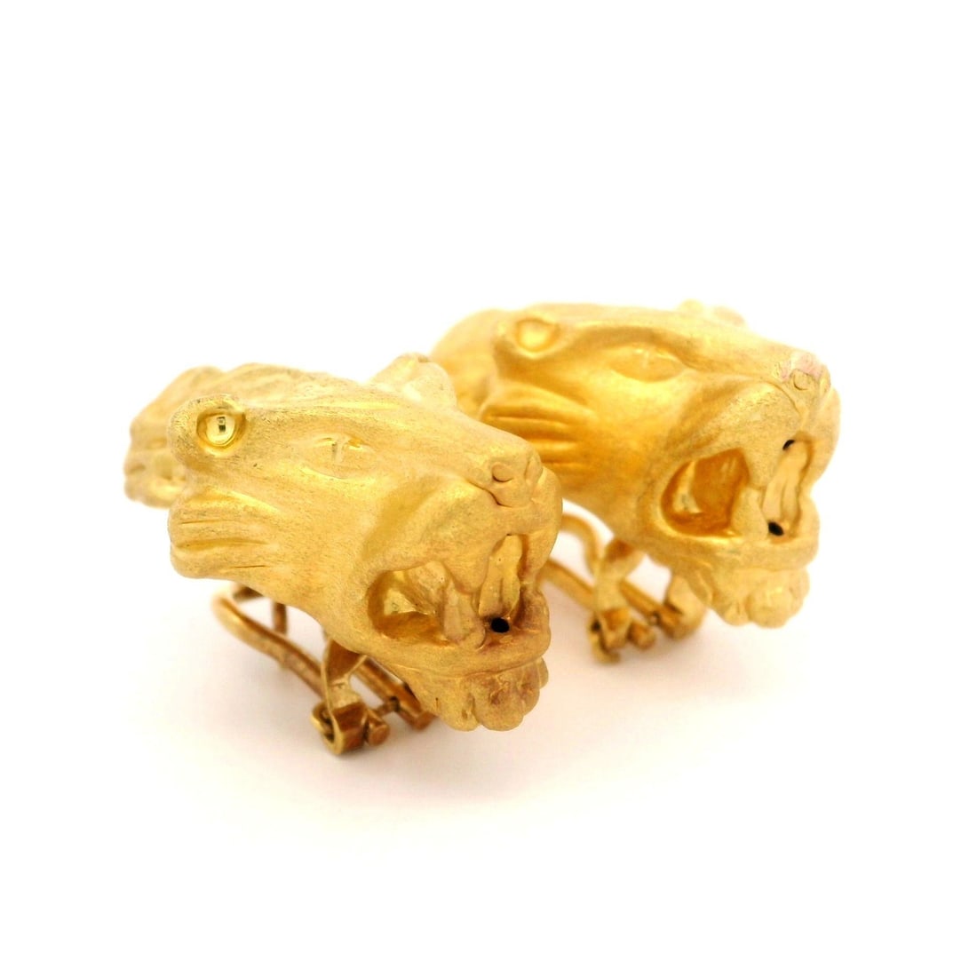 14k Yellow Gold Matte Finish Tiger Big Cat Earrings: 14k Yellow Gold Matte Finish Tiger Big Cat Earrings These stunning earrings feature a unique puffed design of a tiger, crafted from solid 14k yellow gold with a detailed textured matte finish. The hol