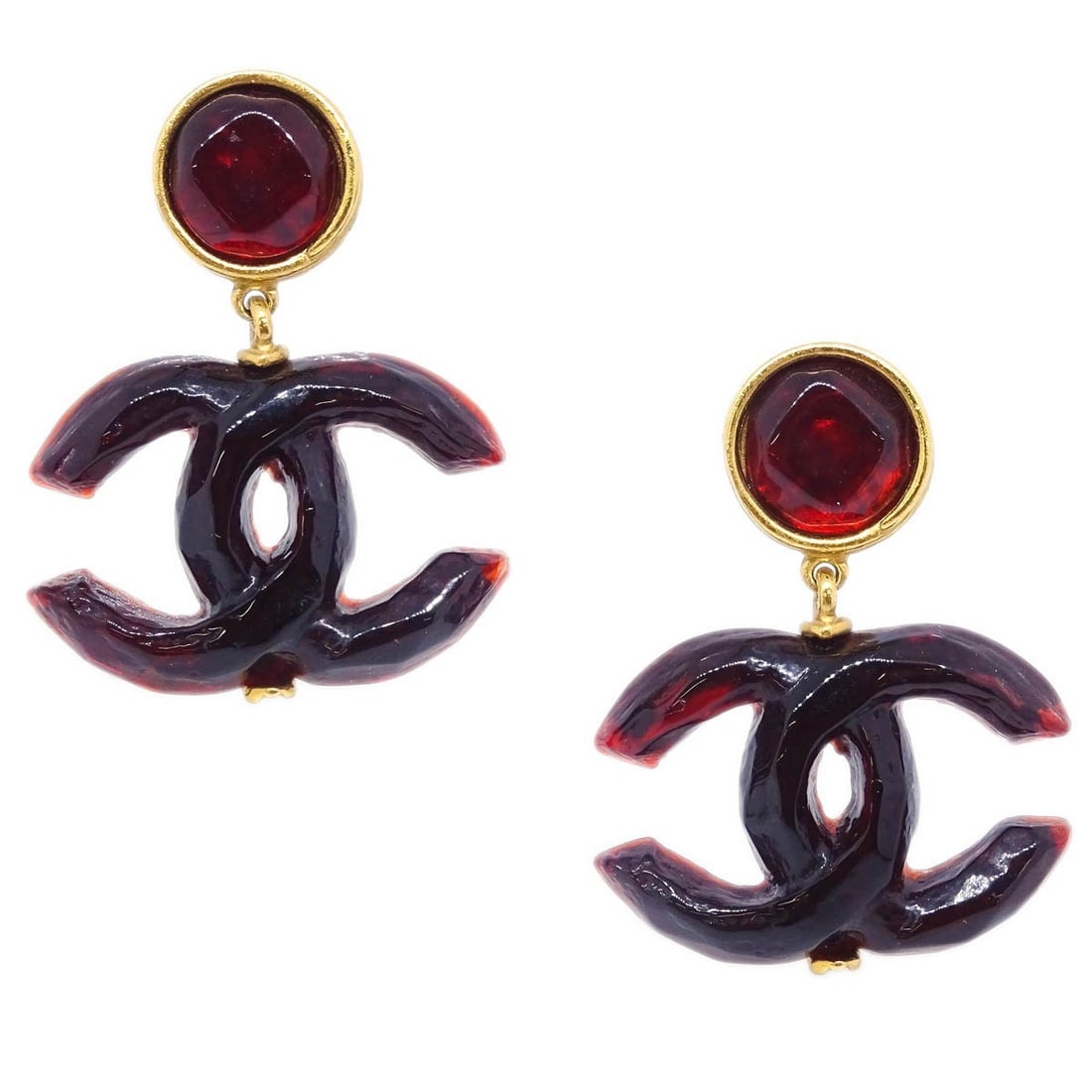 Chanel CC Clip-On Dangle Earrings Gold Plated Red Acrylic: Chanel CC Clip-On Dangle Earrings Gold Plated Red Acrylic Chanel dangle/drop earrings with a clip-on closure, finished in gold and red. The earrings are described as being in good condition with minor