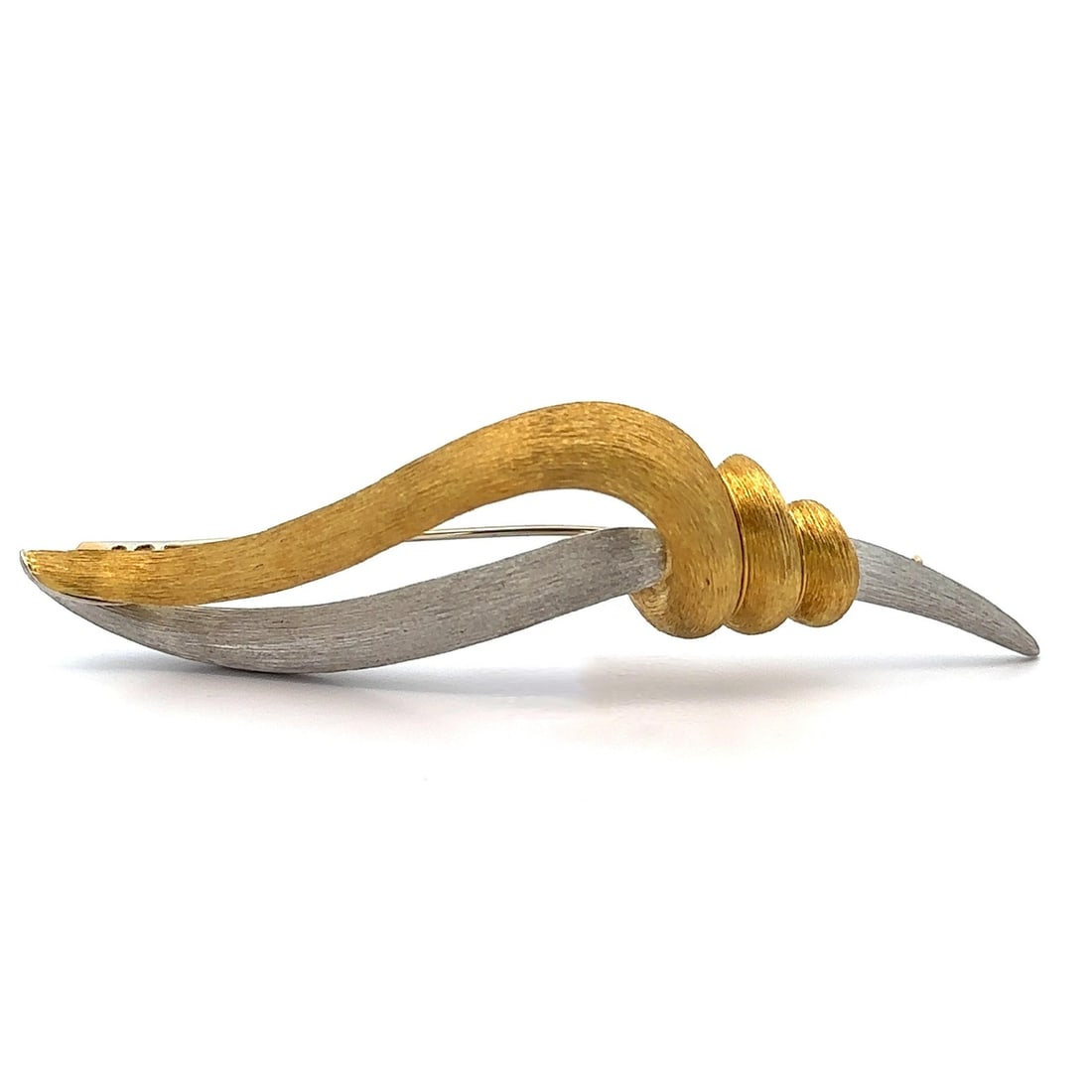Henry Dunay Sabi 18k Gold Platinum Leaf Wrap Brooch: Henry Dunay Sabi 18k Gold Platinum Leaf Wrap Brooch Presenting a stunning brooch by renowned designer Henry Dunay, this exquisite piece features an organic leaf wrap style crafted from solid 18k yello